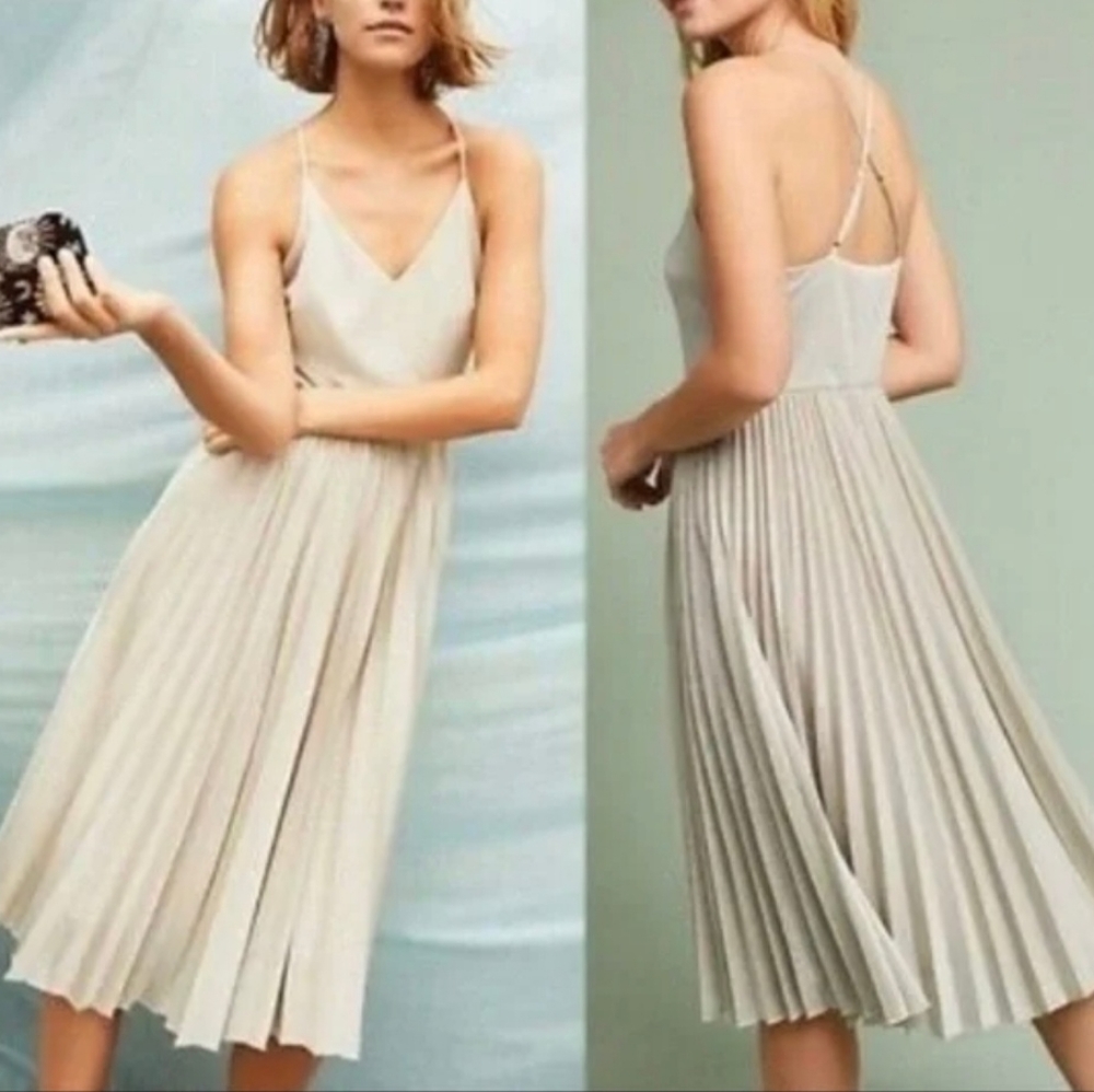 New Anthropologie Elevenses Lunar Pleated Silver Sparkle Midi Dress Size 8